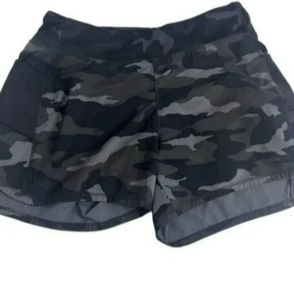 Athleta Girl Shorts Record Breaker 3" Camo Athletic Back Pocket Small 7 - Picture 3 of 6